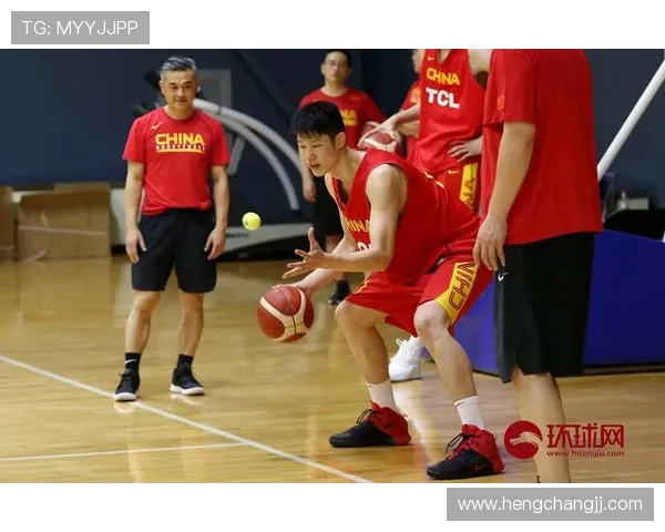 中国篮球队备战世界杯训练全面升级 聚焦技战术与心理调适双重提升