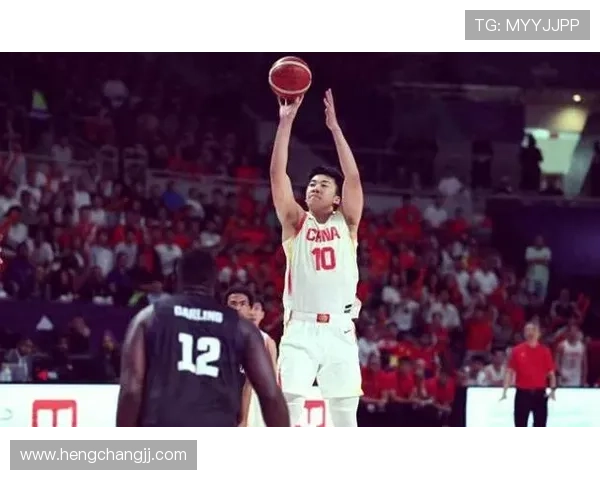 中国男篮新征程开启:年轻球员崭露头角,备战世界杯充满期待