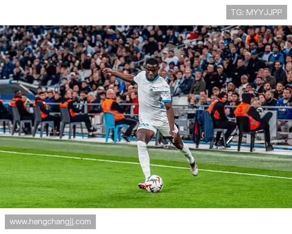 昂热俱乐部再创佳绩球队凝聚力量迎战新赛季展现法甲黑马风采 昂热俱乐部再创佳绩球队凝聚力量迎战新赛季展现法甲黑马风采