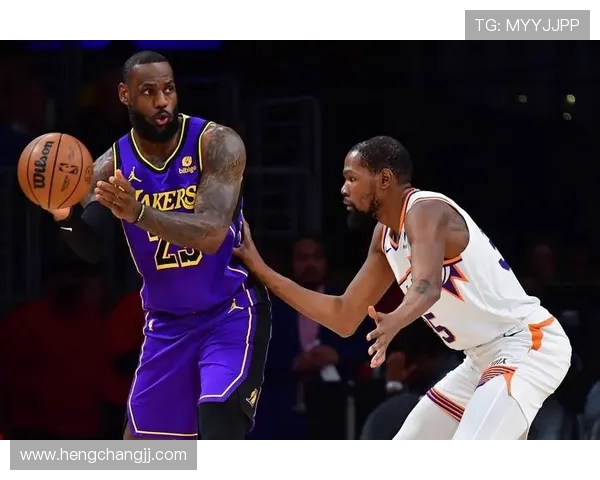 NBA最新动态:詹姆斯再创历史纪录,库里引领勇士复苏,杜兰特与哈登的未来展望